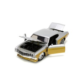 Jada Toys BIGTIME MUSCLE 1/24 1971 Chevy Chevelle SS Gold/Silver Finished Product