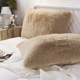 Uhamho Set of 2 Faux Fur Throw Pillow Covers Soft Velvet Decorative Pillowcases Zipper Closure (Camel, King)