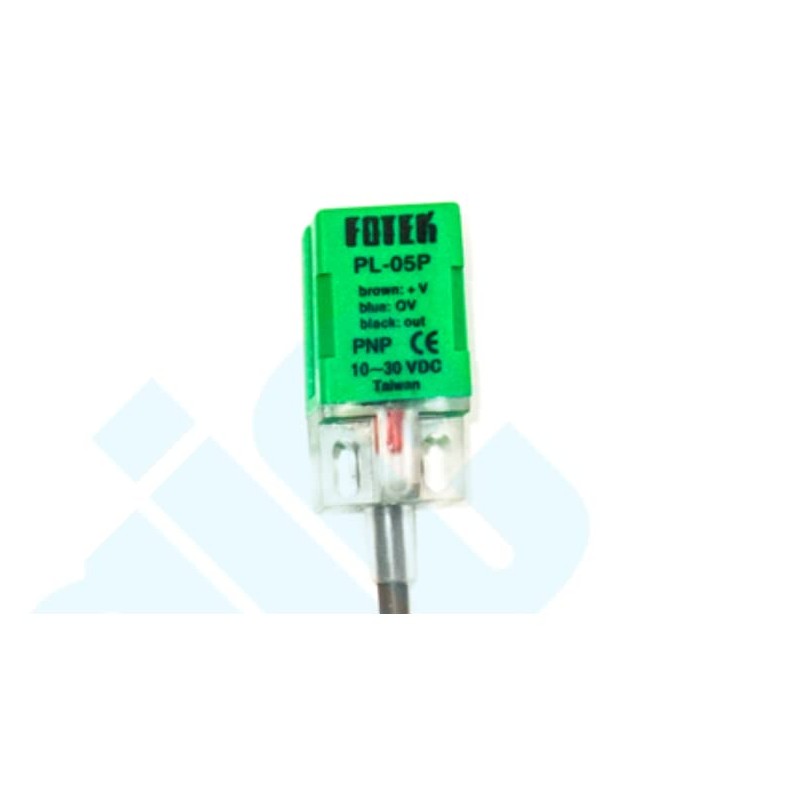 Inductive Proximity Switch / Sensor 10-30 Volt PNP 5 mm