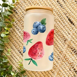 SEBMNOO Strawberry Drinking Glasses with Bamboo Lids, Iced Coffee Glass with Bamboo Lids and Straw, Beer Can Shaped Drinking Glass Cup, Birthday Graduation Mothers Day Wedding Nurse Christmas Gifts