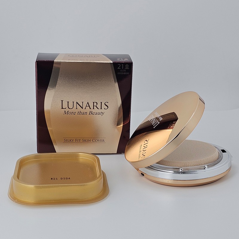 Julia Lunaris Silky Fit Skin Cover No. 21 Soft Light