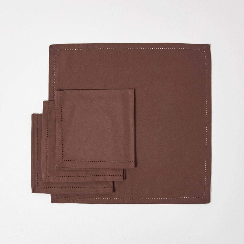 HOMESCAPES 4er-Set Stoffservietten braun 45x45 cm, Servietten mit Hohlsaum, Tischservietten