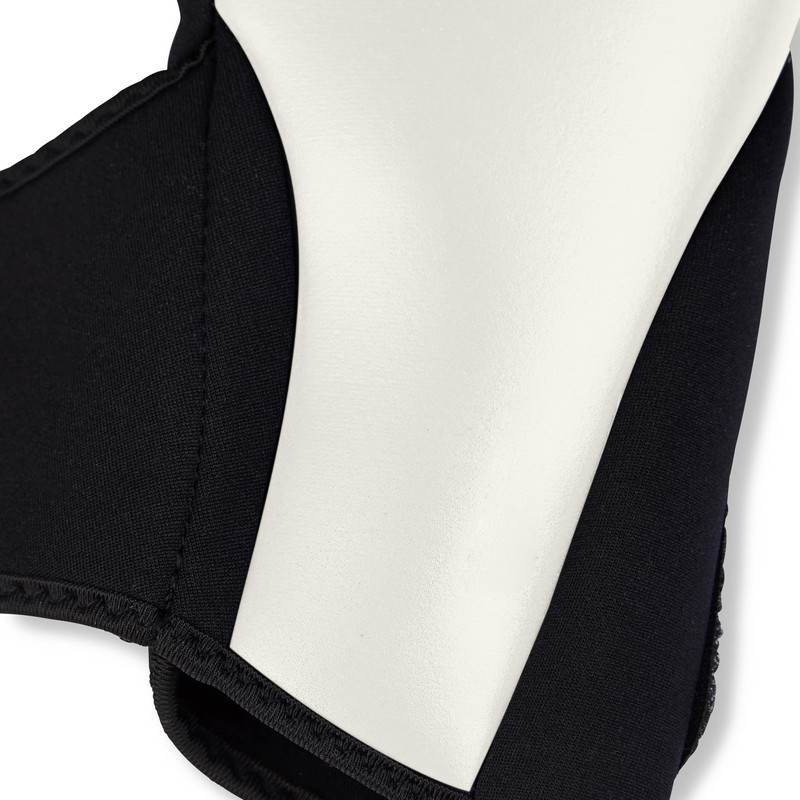 Mitre Impel Junior Goalkeeper Gloves | Shock Absorption | High