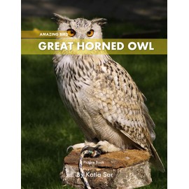 Great Horned Owl: A perfect Coffee Table Picture Book - For Bird Watchers and Nature Enthusiasts .