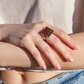 ALEXASCHA® Square Statement Glass Ring • Adjustable Stainless Steel Ring Open • Architect Gifts • Adjustable Ring Size 53-63 (Min. Diameter 17 mm) • Glass Stone 20 mm x 20 mm x 3 mm (Coffee)