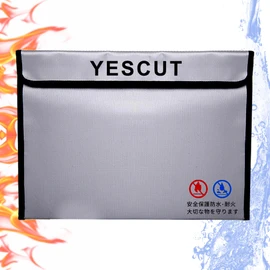 YESCUT 金庫耐火バッグ 集金袋 貴重書類保管ケース 現金収納ケース 耐火ケース 38cm×28cm/23cm×18cm 二つセット 2個セット 防火 防爆 防水 防災バッグ 耐熱2093℃ 耐火袋 大容量 家庭用安心保管袋 (シルバー, 23cm×18cm/一つセット)