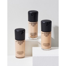 Maek [맥] NEW 스튜디오 픽스 플루이드 소프트 매트 파운데이션 SPF 25/PA++ 8종 (택1) [Mac] NEW Studio Fix Fluid Soft Matte Foundation SPF 25/PA++ (Choose 1 from 8 types)