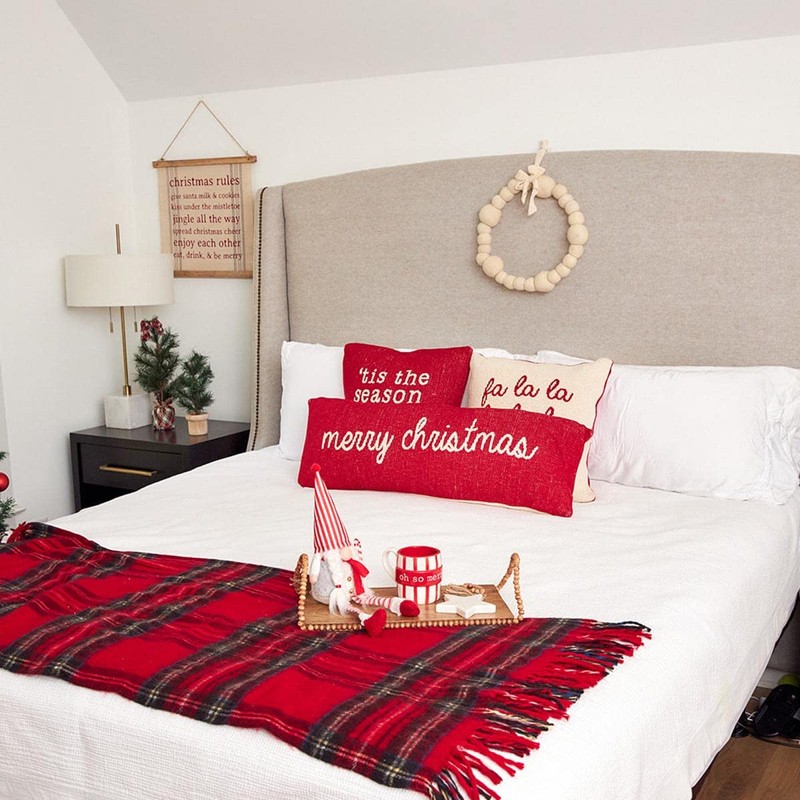 Mud Pie White Felt Pom Ball Wreath, 15" Dia