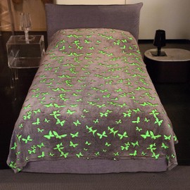 KANGURU Bedspread, Fleece Blanket for Single Bed, Microfibre Cuddly Blanket, Glow in the Dark Butterflies, 130 x 230 cm, Glow in the Dark Blanket