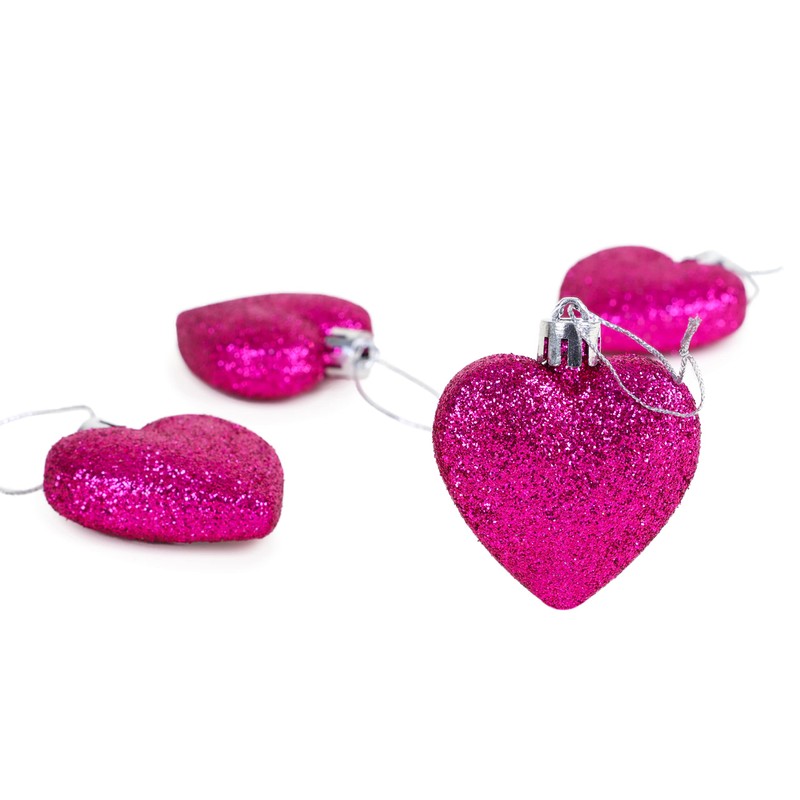 Christmas Concepts® Pack of 8 - 60mm Heart Shaped Christmas