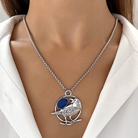 Inateannal Vintage Bird Circle Necklace Blue Gemstone Bird Chain Necklace Animal Choker Necklace Silver Hummingbird Pendant Necklace Jewellery for Women and Girls