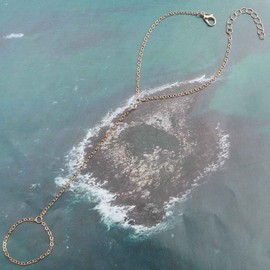 Yheakne Boho Crystal Finger Bracelet Gold Slave Bracelet Finger chain Bracelet Minimal Ring Bracelet Everyday Bracelet Hand Chain Jewelry for Women and Girls (Gold)