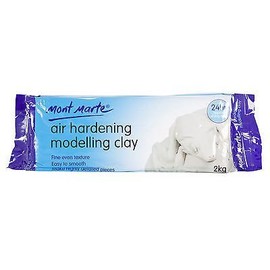 Mont Marte White Air Hardening Modeling Clay, 2kg (4.4lb). Approximate 24 Hour Drying Time. Easy to Smooth and Knead. Suitable for a Variety of Sculpting Projects.