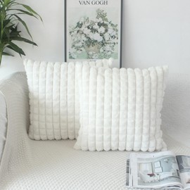 OYIMUA Fluffy Cream White Cushion Covers 45 x 45 Faux Fur Cushion Cover 18x18 inches Set of 2 Pillow Cases Soft Plush Sofa Cushions Living Room Modern Moroccan Covers