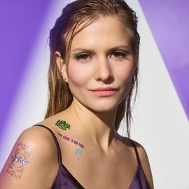 Catrice The Joker Body Tattoos, Colour-Intensive, Holographic, Metallic, Acetone-Free, Vegan, No Microplastic Particles, Alcohol, Pack of 1 (2 Pieces)