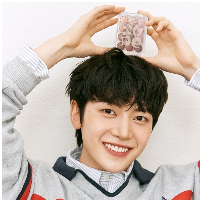 colorgram Pin Point Eyeshadow Palette - 08 Beige Plus Purple