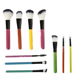 Zureni 10 Pcs Makeup Brush Kit with Round Carry Bag for Professional Foundation Eyeshadow Blusher Powder Blending Cosmetic Beauty Brushes