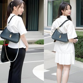 hwnnon Black Convertible Twist Lock Shoulder Bag