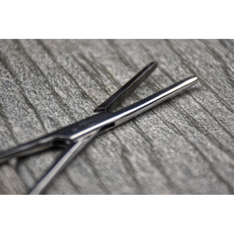 SE 6.25-Inch Stainless Steel Straight Forceps - Self-Locking, Serrated Tip