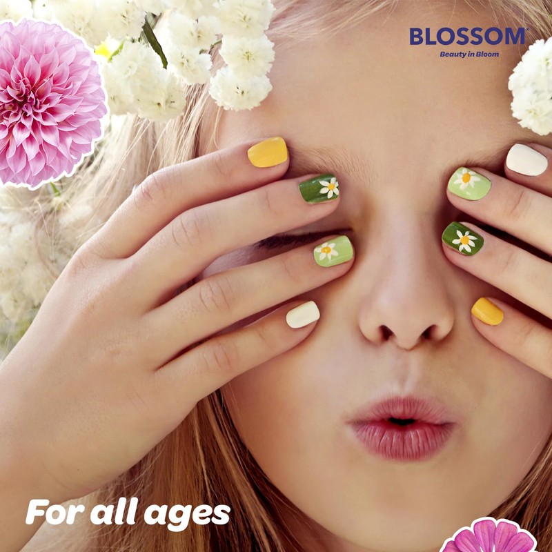 [Blossom] Strawberry by Blue Cross