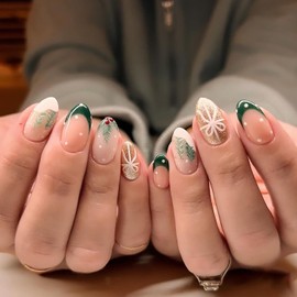 24Pcs Christmas French Tip Press on Nails Short Almond Fake Nails with Design Winter Glue on Nails White Bow Xmas Acrylic Nails Christmas Tree Full Cover Cute False Nails for Women Girls