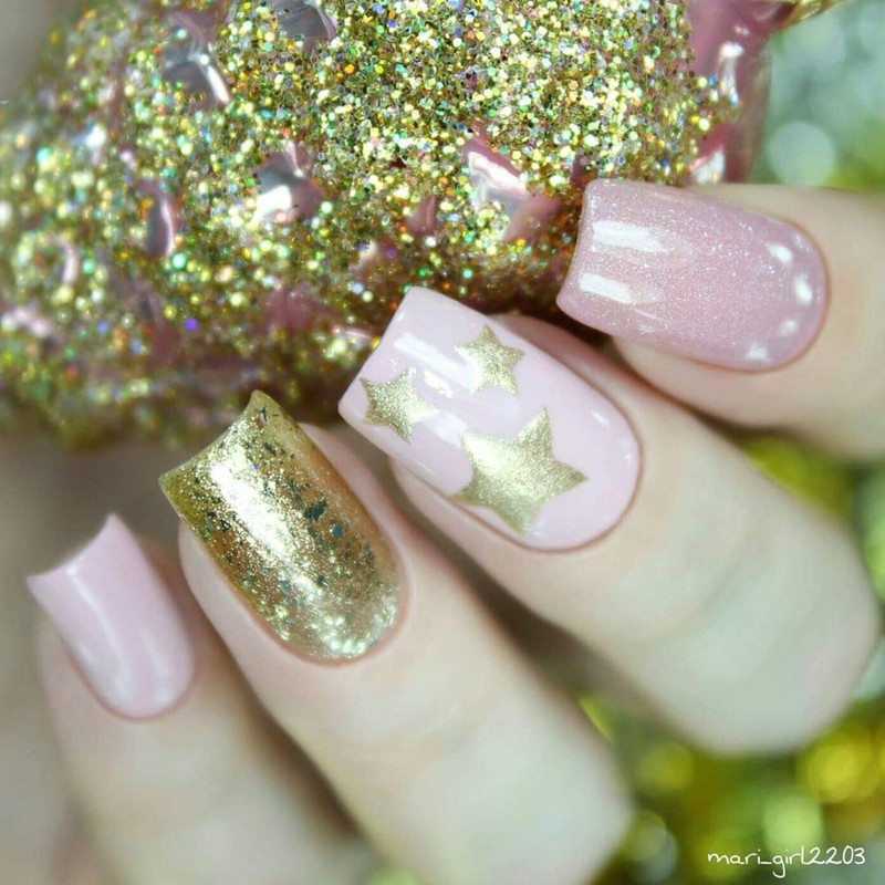 Whats Up Nails - Northern Star Vinyl Stencils for Christmas