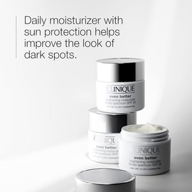 Clinique Even Better Brightening - Hidratante diario sin aceite SPF 20 para tipos de piel mixta muy seca a seca | Hidratante + reducción de manchas os