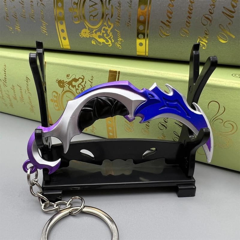HQRKOTM Valorant Games Mini Weapon Model, Valorant Keyring Made in