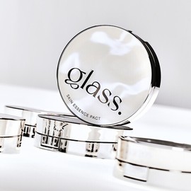 Age 20's 에이지투웨니스 글래스 스킨 에센스 글로우 팩트(본품1+리필1) Age 20's Glass Skin Essence Glow Pact (1 Main + 1 Refill)