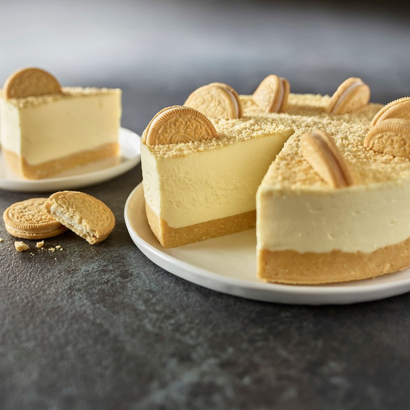 OREO Golden Sandwich Cookies, Party Size, 24.16 oz.