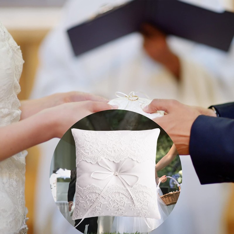 Gudotra Porte-Alliance Lace Wedding Ring Cushion (20cm)