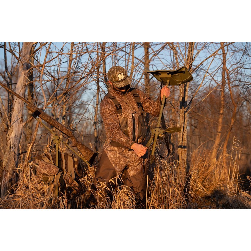 AVIAN-X Ergo Ultimate Marsh Seat for Waterfowl Hunting - Ergonomic