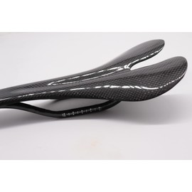 Full 3K Carbon Fibre Saddle Road Bike Sports Saddle MTB Bicycle Saddle Trekk 94g (Glossy)