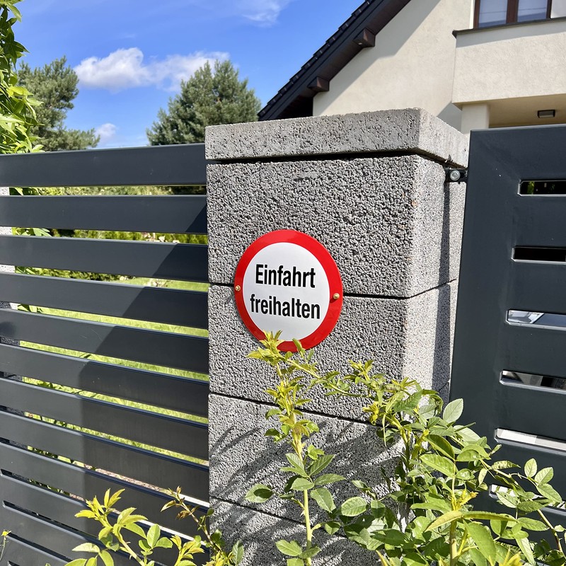 Sosenco Einfahrt freihalten Schild – Kreis 20 cm – Keramik