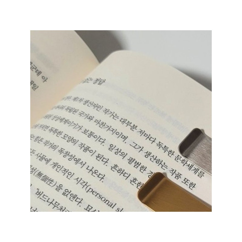 Lip Organizer Clip Bookmark for daily makeup and personal care,
