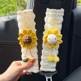 GOMKLNMO Car Seat Belt Cover Pad, 2 Pack Flower Car Accessorie Seatbelt Covers Cushion Neck Shoulder Strap Protector Universal Seat Belt Cover for Adults and Kids (Sunflower)