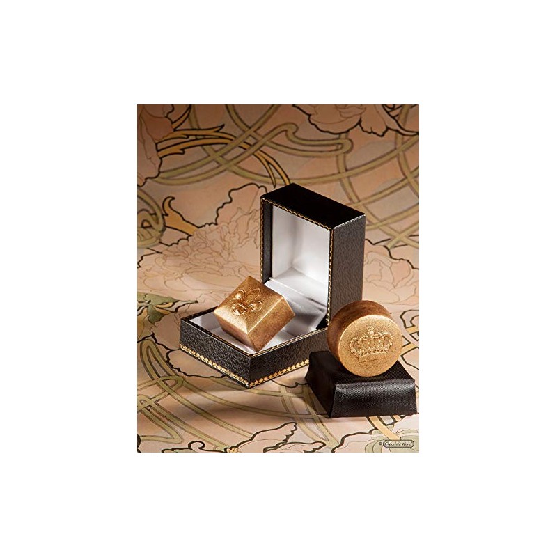 Chocolate World 1885 Polycarbonate Chocolate Mold Fleur-de-Lys Square Candy Mould