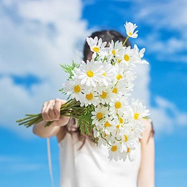 15 Bundles Artificial Flowers Artificial Small Daisy Flowers Bouquet UV Resistant Outdoor Fake Wildflowers with Stems Greenery Shrubs Plants Arrangements for Home Garden Wedding Decoration(White)