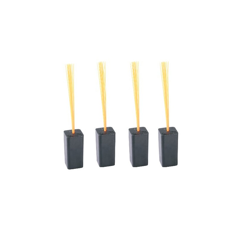 Markwort 4 Pack Black Rubber Base Plug with Orange Bristle