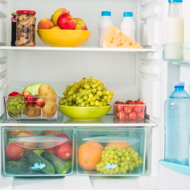 Relaxdays Fridge Organiser, Food Storage, Height 9 x Width 21.5 x 32 cm, Fridge Box with Handles, Transparent