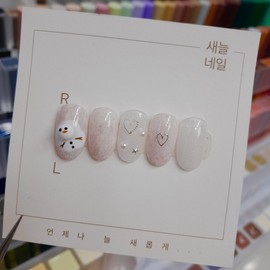 [Christmas Nails] The Snowman Is Melting Nails – Oil / [크리스마스네일] 눈사람이 녹아가요 네일 - 오일