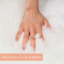 duduta White Rectangle Faux Fur Rug 3x5 ft, Fluffy Sheepskin Carpet Rug Washable for Bedroom Nursery Living Room