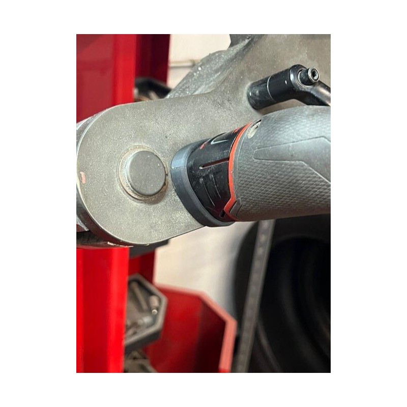 STS Auto Design Tri Lobe m12 MW12TL Magnet Battery Cover