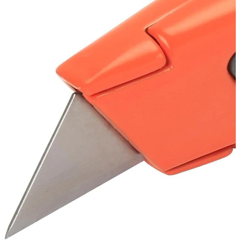 HDX 377 784 x10 Retractable Utility Knife with Rubber Handle