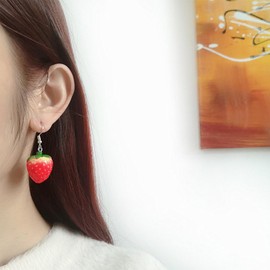 Kawaii Strawberry Drop Dangle Earrings for Women 3D Acrylic Fruit Earrings Resin Earrings Cute Bow Strawberry Earrings Birthday Jewelry Gifts for Women (A)