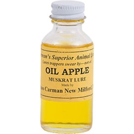 Oil Apple Muskrat Lure by Russ Carman (4 oz. Bottle)