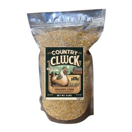 Home and Country USA Country Clwck Cracked Corn for Chickens, Deer, Birds, and Many More Wildlife. (4 lb)