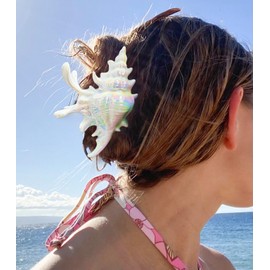 LILIE&WHITE Women's Shell Hair Clip, Hypoallergenic & Colour-Resistant, Elegant Shell Hair Clip for Summer Outfits, Comfortable & Stylish, Gift Idea for Women