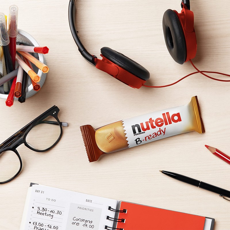 Nutella B-ready, 330g, 15 bars pack, Crunchy wafer filled with