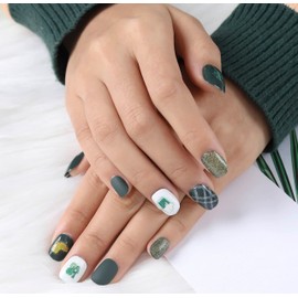 Zehope St Patrick's Day Short Fake Nails Green Press on Nails Four Leaf Clover False Nails Beer Full Cover Nails for Women and Girls 24PCS (Matte)